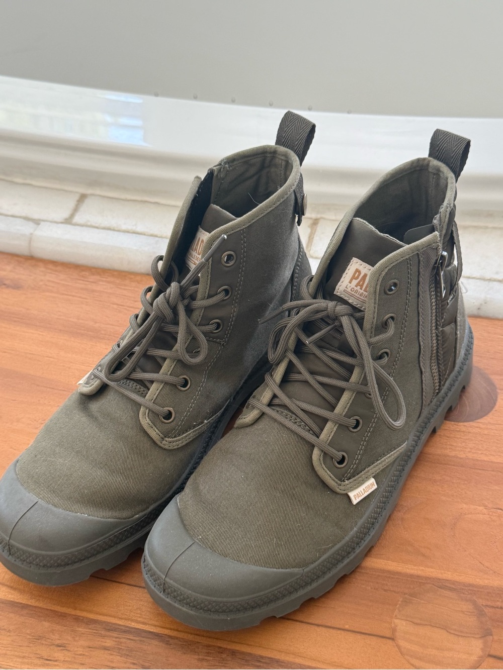 Palladium Men's Olive Green Canvas Combat Boot Size 8.5